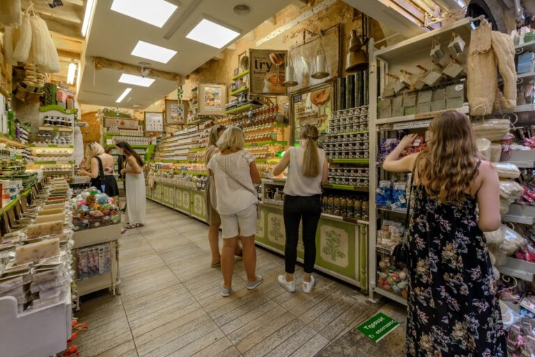 Greek natural products shop 13